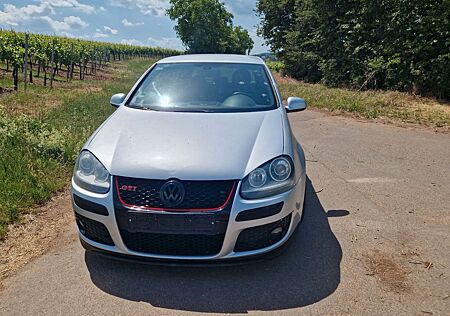 VW Golf Volkswagen GTI