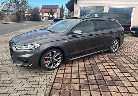 Ford Mondeo Turnier Hybrid ST-Line Sparsamer Benziner