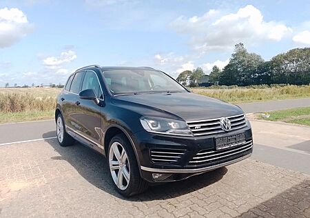 VW Touareg Volkswagen 3.0 V6 TDI SCR Tiptronic BMT BlueMot...