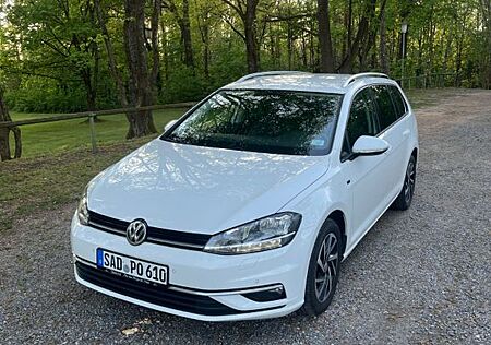 VW Golf Volkswagen 1.6 TDI Join Variant Join