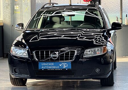 Volvo V70 Kombi Kinetic AWD Automatik Allrad Ahk