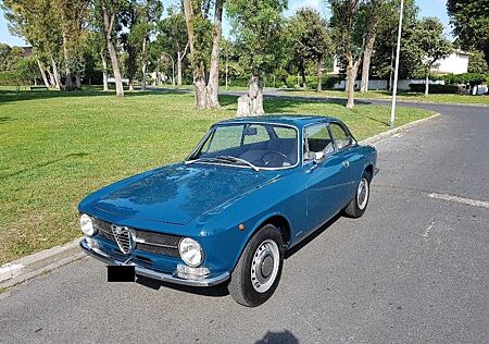 Alfa Romeo GT