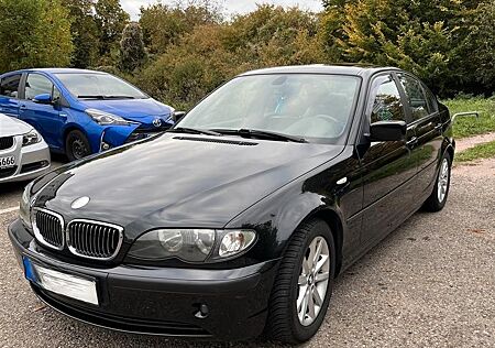 BMW 318 gebraucht kaufen BMW 318i - Facelift, Sitzheizung, Sonnendach