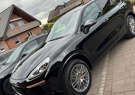 Porsche Cayenne Diesel Platinum Edition Approved 12/25