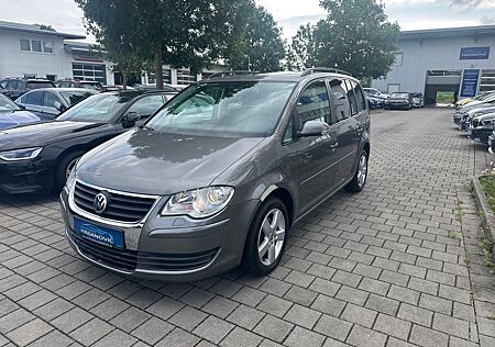 VW Touran Volkswagen United