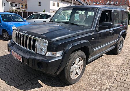 Jeep Commander 3.0 V6 CRD Sport Automatik 7Sitz Klima