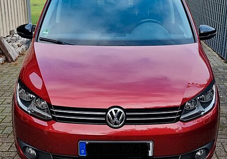 VW Touran Volkswagen 2.0 TDI DSG MATCH mit AHK und 7 Sitze