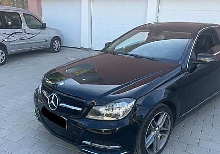 Mercedes-Benz C 180 BlueEFFICIENCY Coupé -