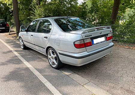 Nissan Primera P11 2.0 SRI Limousine