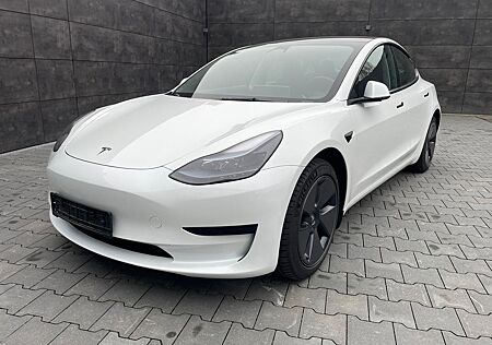 Tesla Model 3 Hinterradantrieb RWD 1.Hand