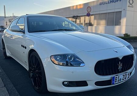 Maserati Quattroporte 4.7 V8 Sport GT S Automatik Spo...