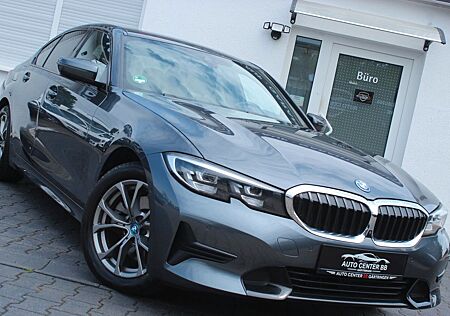 BMW 320e Sport Line Lim.*NAVI*LEDER*LED*KAM*AMBIENTE