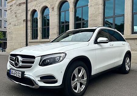 Mercedes-Benz GLC 220 d 4MATIC Autom. -Top gepflegt