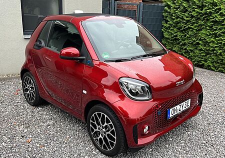 Smart ForTwo Cabrio EQ Vollausstattung 22kW JBL