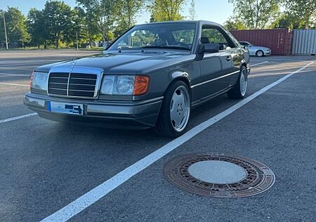 Mercedes-Benz CE 300