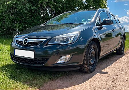 Opel Astra Sports Tourer 2.0 CDTI ecoFL Edition S...
