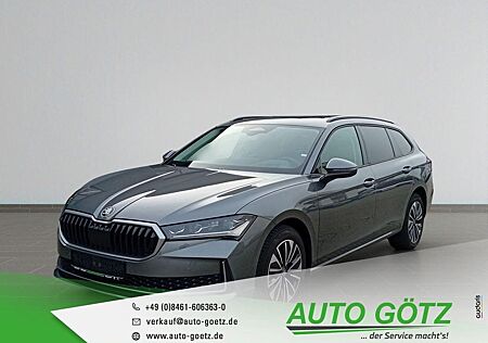 Skoda Superb Combi Selection DSG 4x4/AHK/Navi/Panorama