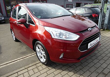 Ford B-Max Titanium