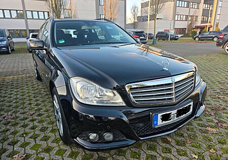 Mercedes-Benz C 200 CDI T BlueEFFICIENCY -