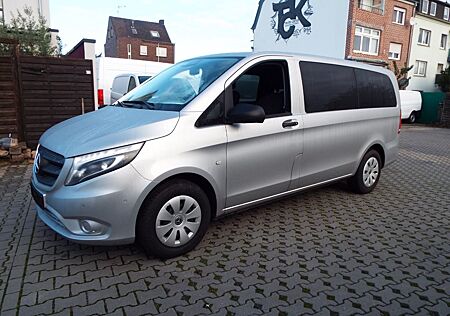 Mercedes-Benz Vito TOURER LANG 8-SITZER OPTIK-PAKET