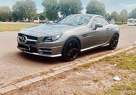 Mercedes-Benz SLK 200 AMG Paket | NAVI | PANO | SHZ | WKR