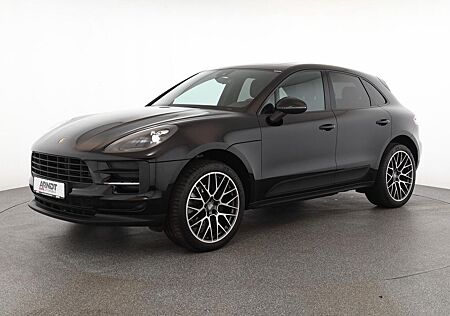 Porsche Macan LED Pano Navi SHZ Kam Sportendrohr 21" RS