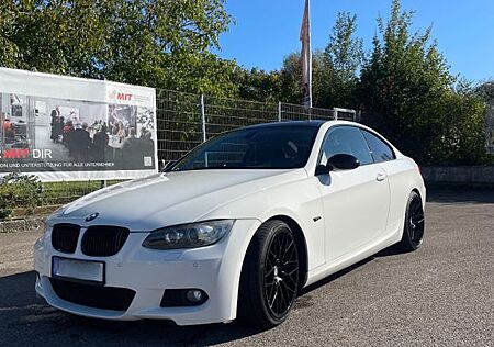 BMW 325i -