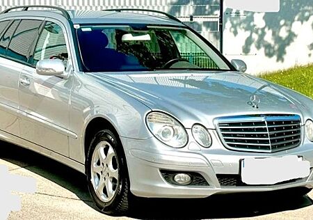 Mercedes-Benz E 200 KOMPRESSOR T AVANTGARDE, Facelift