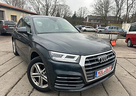 Audi Q5 quattro! S-Line! Sport! Navi!