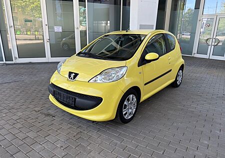Peugeot 107 FILOU KLIMA ZV TÜV 10/2027