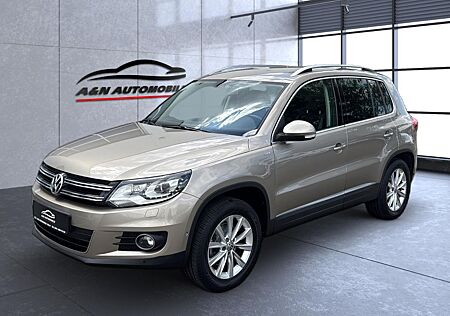 VW Tiguan Volkswagen Life 4Motion+BI-XENON+KLIMAA.+PDC+AHK+1.H