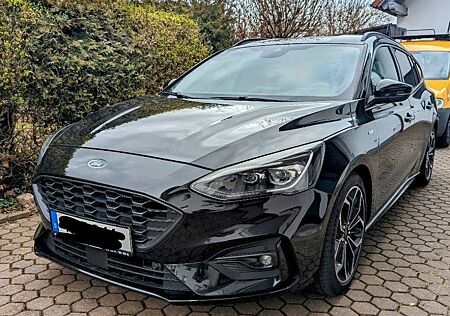 Ford Focus ST-Line,Standheizung,Headup,B&O