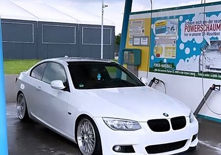 BMW 335i Coupé -