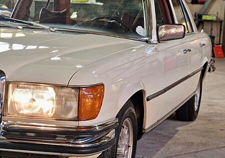 Mercedes-Benz 280 280SE W116 S-Klasse 185PS pastellweiss Schalter