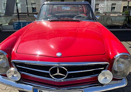 Mercedes-Benz SL 230