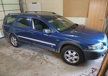Volvo V70 2.4 T AWD -