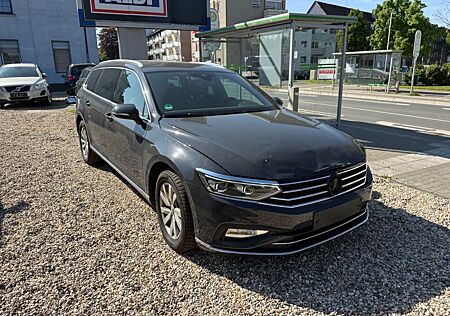 VW Passat Variant Volkswagen 2.0 TDI SCR 147kW DSG Elegance