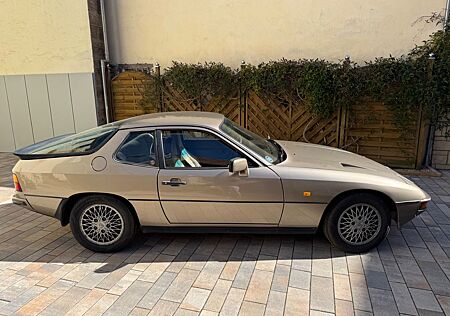 Porsche 924 Turbo mit 52000 original kilometer