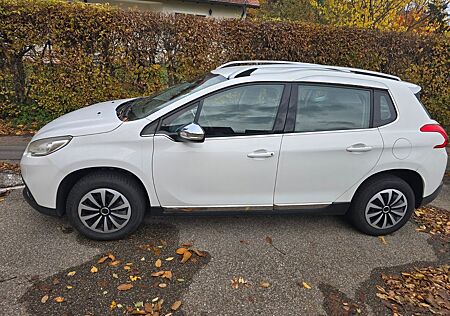 Peugeot 2008 Allure BlueHDi 120 STOP & START Allure