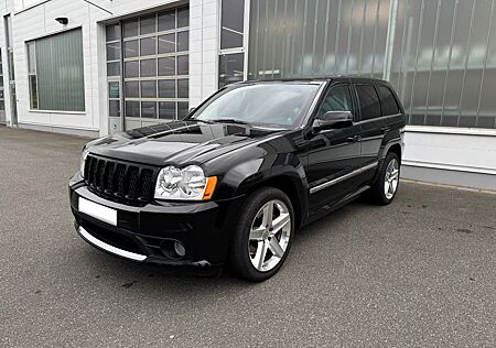 Jeep Grand Cherokee SRT8 SRT 8