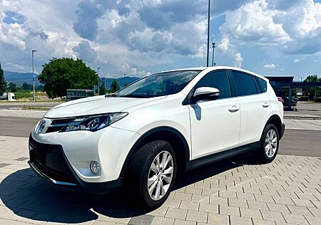 Toyota RAV 4 2,2-l-D-4D 4x4 Comfort Automatik Comfort
