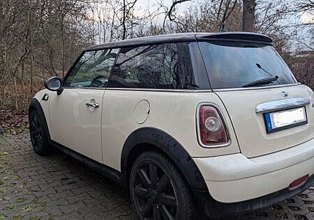 Mini Cooper R56 Ledersitze Panorama Dach 122PS City