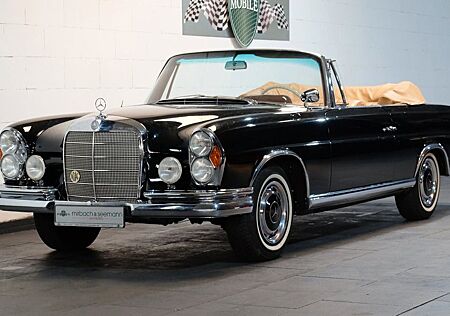 Mercedes-Benz 220 SE Cabrio im sehr schönen Zustand!
