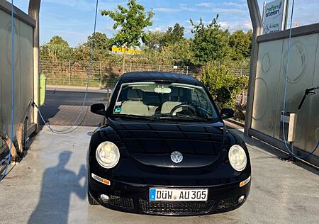 VW Beetle Volkswagen New Cabrio