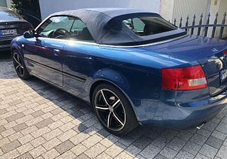 Audi A4 2.4 multitronic Cabriolet -