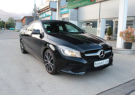 Mercedes-Benz CLA 180 1.Hand Xenon AHK ACC SHZ