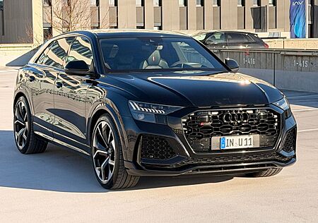 Audi RS Q8 RSQ8 Carbon Keramik Stanheizung Pano Voll