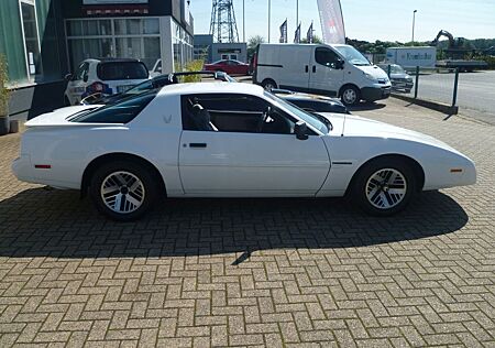 Pontiac Firebird 5.0 Liter V8 TBI mit TÜV und H-Zul.