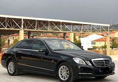Mercedes-Benz E 220 CDI BlueEFFICIENCY AVANTGARDE AVANTGARDE