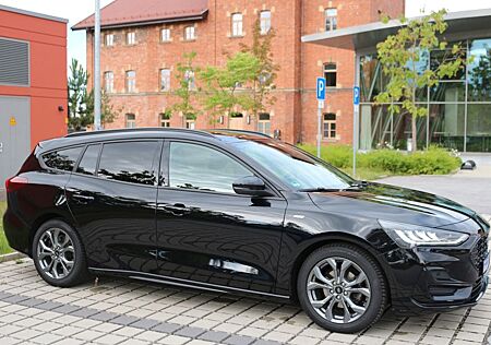 Ford Focus Turnier ST-Line X